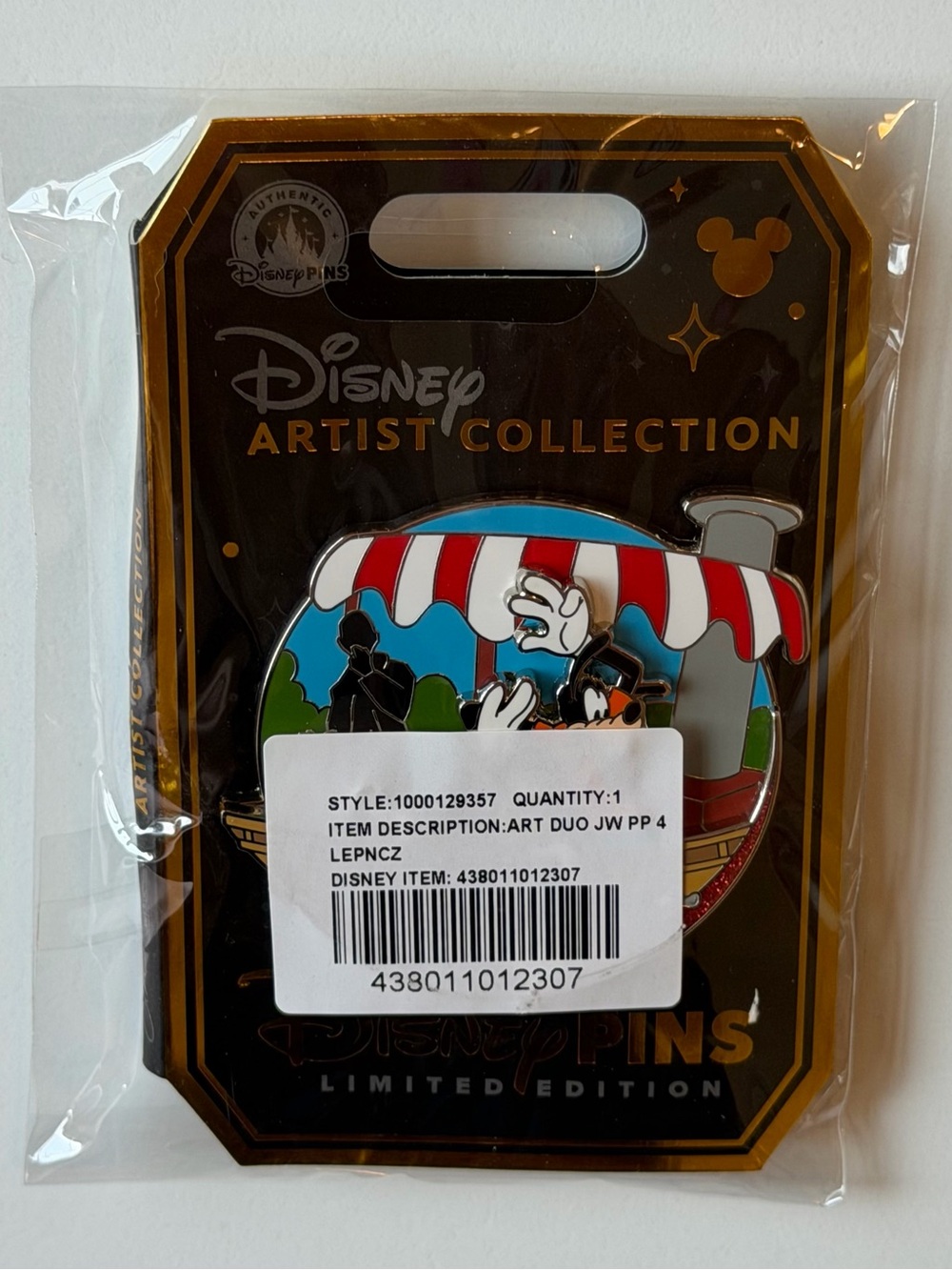 Disney Goofy and Max on Jungle Cruise Pin Artist Collection Limited Edition 4000